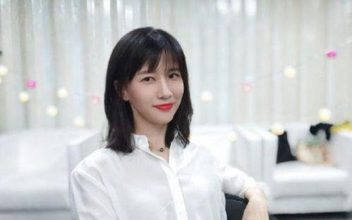 网红papi酱经典段子,笑谈人生百态,揭秘网络红人魅力